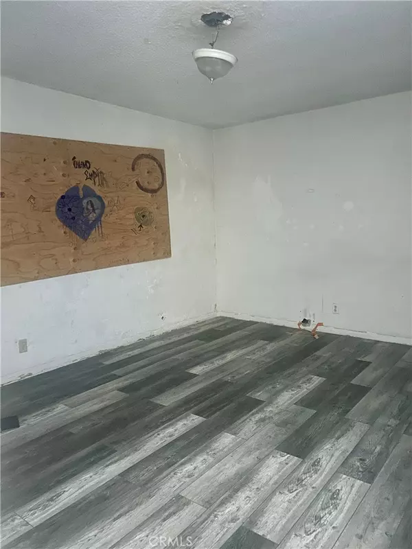 Ontario, CA 91764,1228 E D