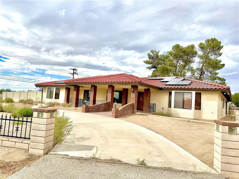 19406 Carisle, Apple Valley, CA 92307