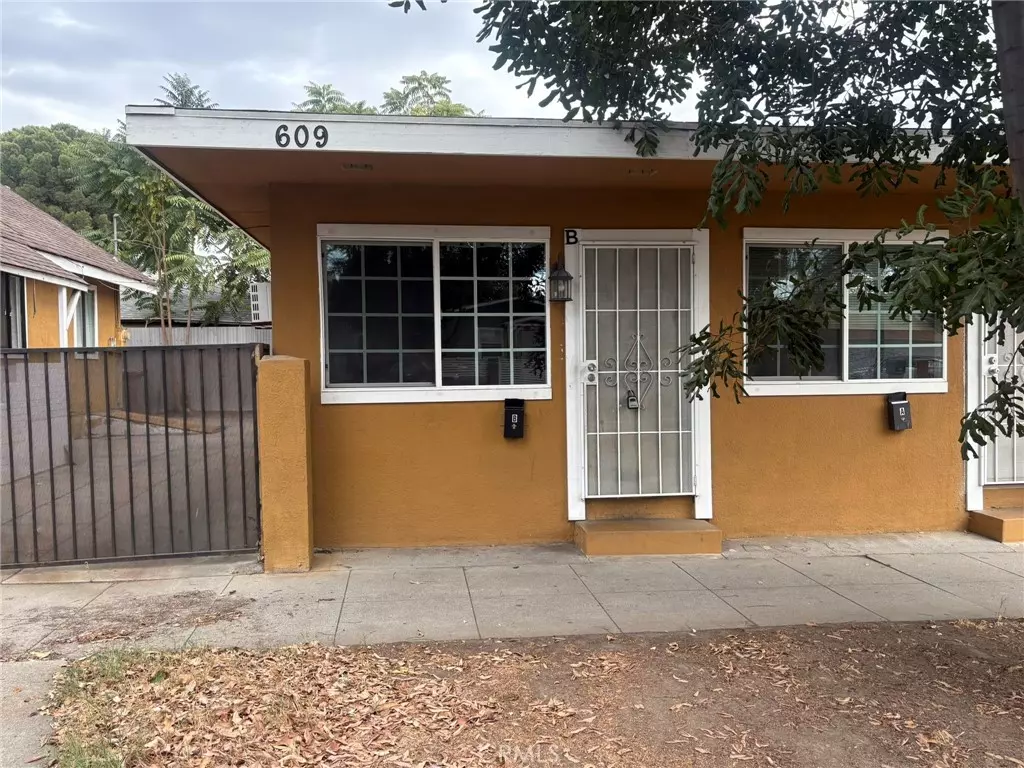 Ontario, CA 91762,609 S Vine #B