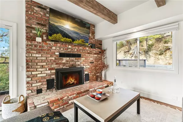 Lake Arrowhead, CA 92352,28744 Palisades DR