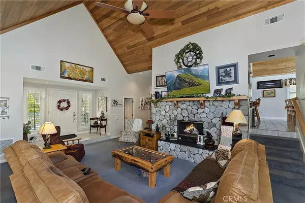 Lake Arrowhead, CA 92352,28220 Bern LN