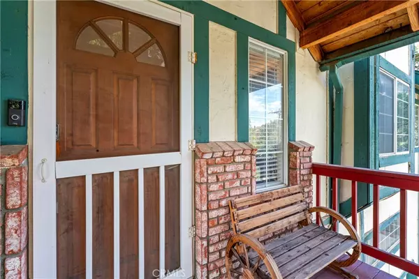 Lake Arrowhead, CA 92352,955 Teakwood DR