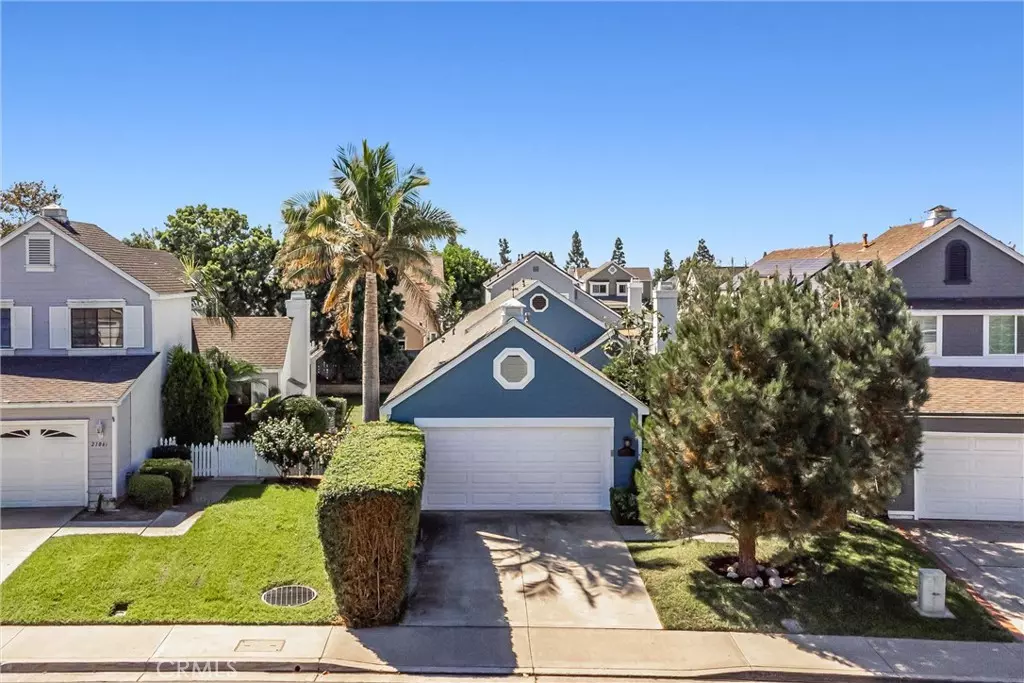 Mission Viejo, CA 92691,21055 Carob