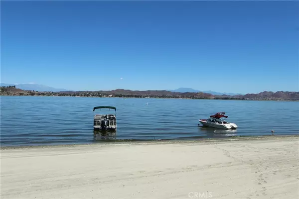 Lake Elsinore, CA 92530,15980 Grand AVE #T31