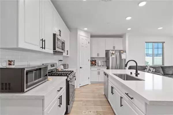 Perris, CA 92570,2451 spring wheat street