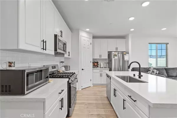 Perris, CA 92570,2451 spring wheat street