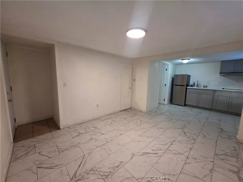523 Brookside #C, Redlands, CA 92373