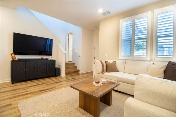 Corona, CA 92883,3942 106 Lavine