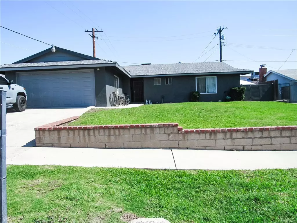 Highland, CA 92346,7511 Buckeye ST