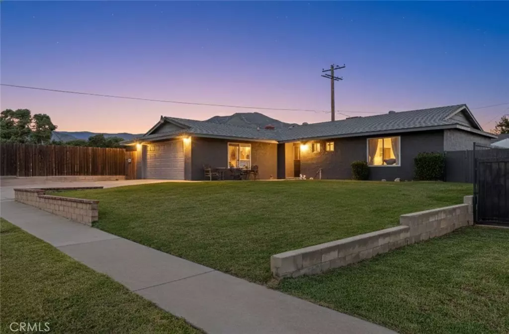 Highland, CA 92346,7511 Buckeye ST