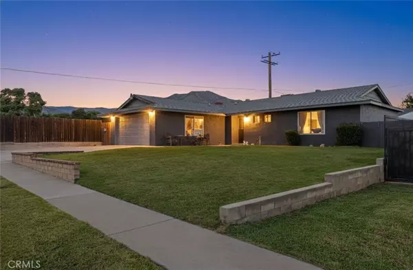 7511 Buckeye ST, Highland, CA 92346