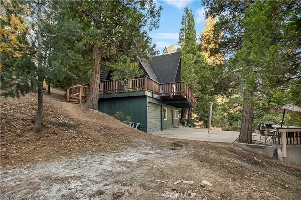 Lake Arrowhead, CA 92352,579 Golf Course Rd