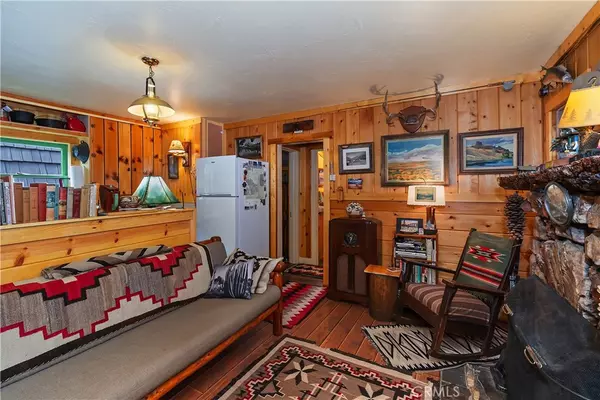 Big Bear City, CA 92314,209 W Rainbow