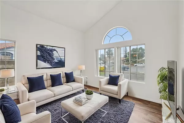 Rialto, CA 92376,1044 N Mulberry AVE