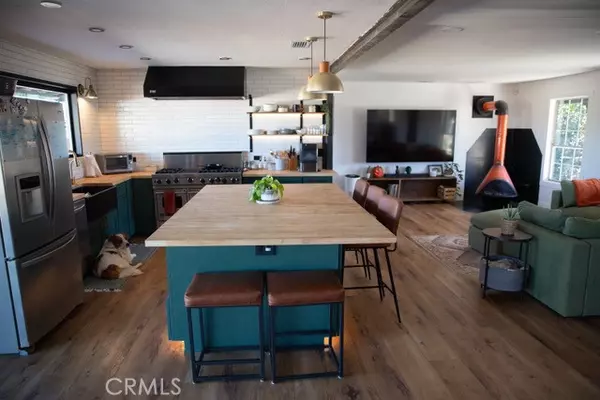 Oak Hills, CA 92344,7071 Cascade Ave.