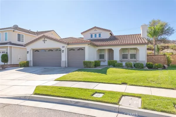 Lake Elsinore, CA 92532,32003 Cottage Glen DR