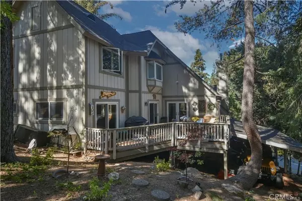 Lake Arrowhead, CA 92391,196 N Fairway