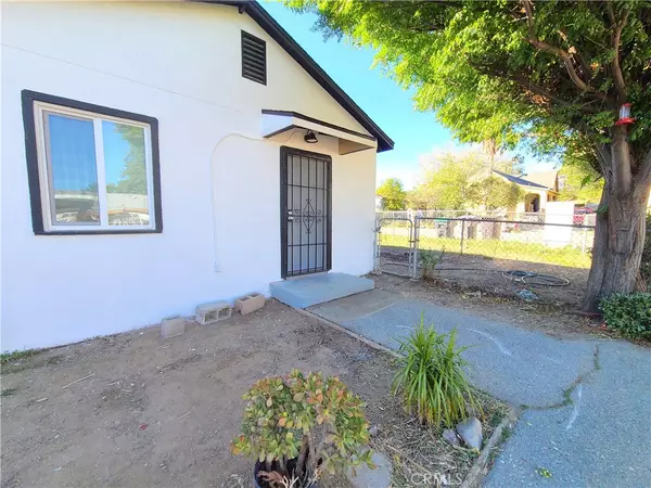 908 W Hays ST #A, Banning, CA 92220