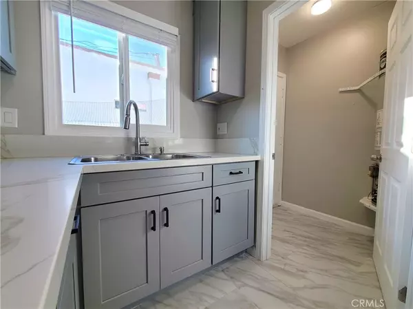 Banning, CA 92220,908 W Hays ST #A