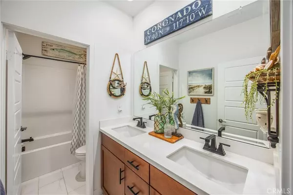 Banning, CA 92220,5806 Dragonfly