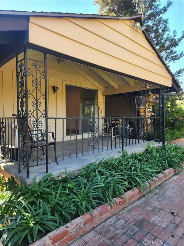 Corona, CA 92881,7891 Minnesota