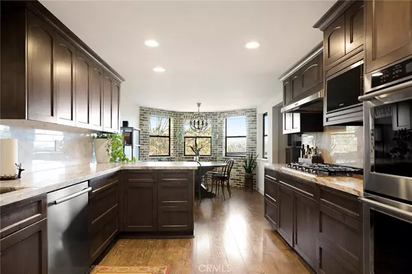 Lake Arrowhead, CA 92352,27506 North Bay