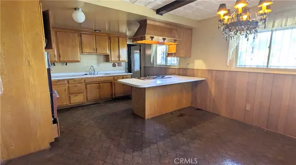 Upland, CA 91786,384 W 7th