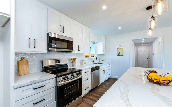 Landers, CA 92285,60396 Napa RD