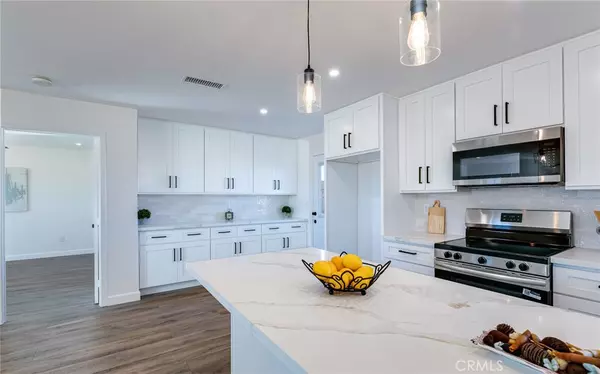 Landers, CA 92285,60396 Napa RD