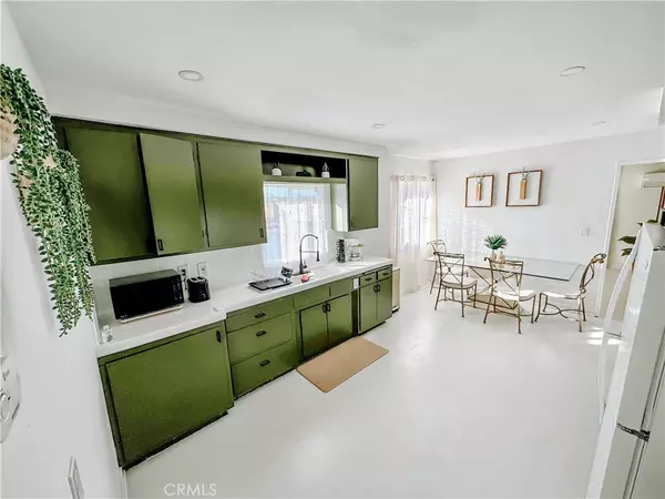 Joshua Tree, CA 92252,5050 1st E