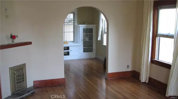 Long Beach, CA 90814,324 Ximeno AVE