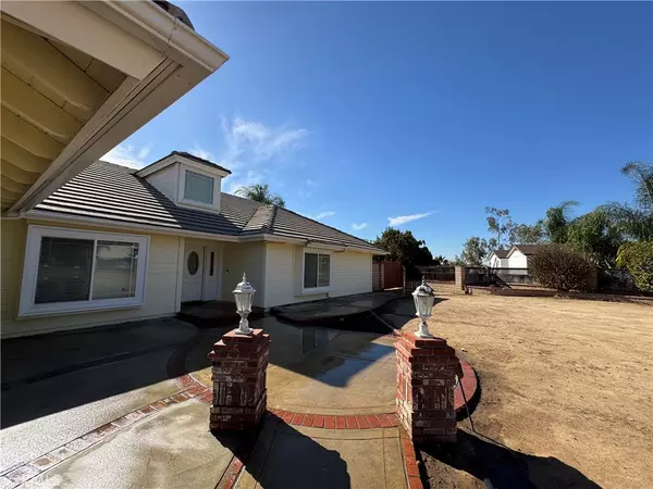 Riverside, CA 92504,15605 Terraceview CT