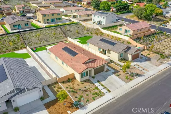 Lake Elsinore, CA 92530,15219 Laguna Ave