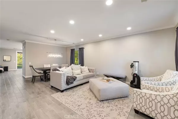 Lake Elsinore, CA 92532,33032 Canopy LN