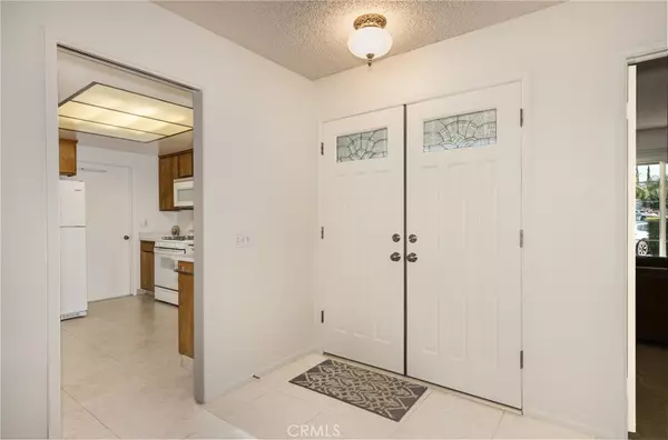 Calimesa, CA 92320,365 Midori LN