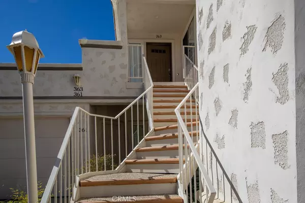 Palm Desert, CA 92211,363 Muirfield DR