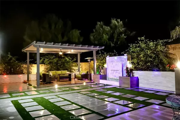 Corona, CA 92883,8851 Soothing CT