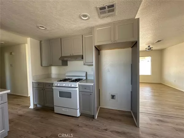 Norco, CA 92860,4010 Sierra Ave.