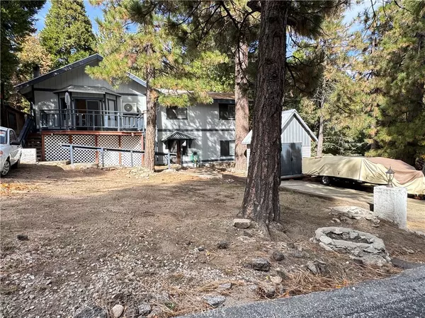 Running Springs, CA 92382,31120 Mountain Oak