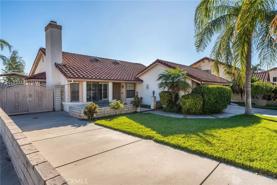 3073 Piedmont Dr, Highland, CA 92346