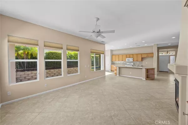 Corona, CA 92883,23892 Towish