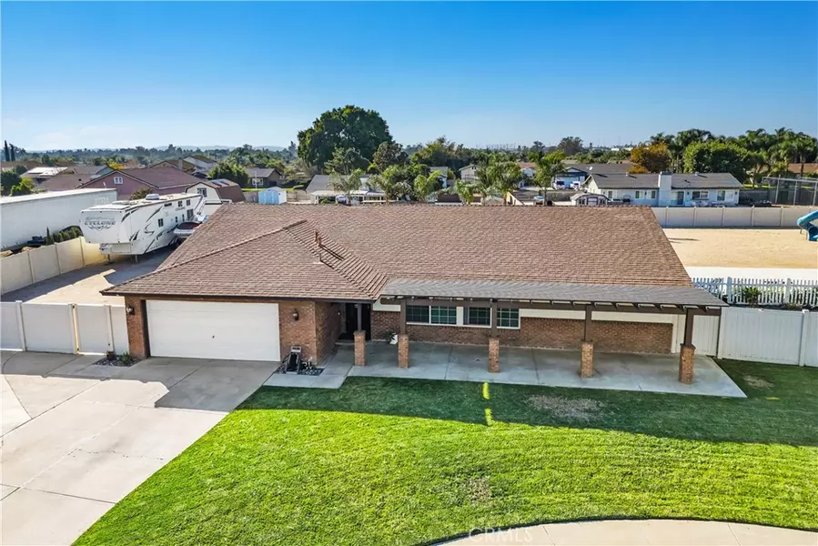 4725 Foxborough CT, Jurupa Valley, CA 92509