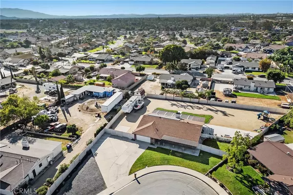 Jurupa Valley, CA 92509,4725 Foxborough CT