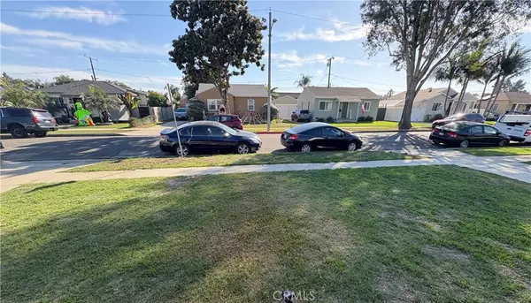 Carson, CA 90810,2539 E 219th PL