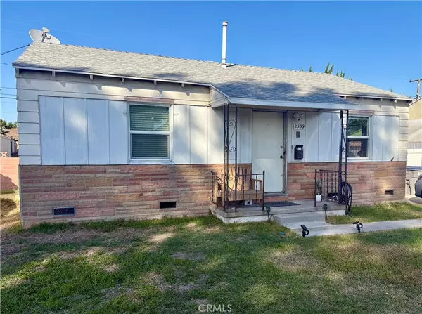Carson, CA 90810,2539 E 219th PL