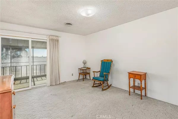 Calimesa, CA 92320,217 Summit View