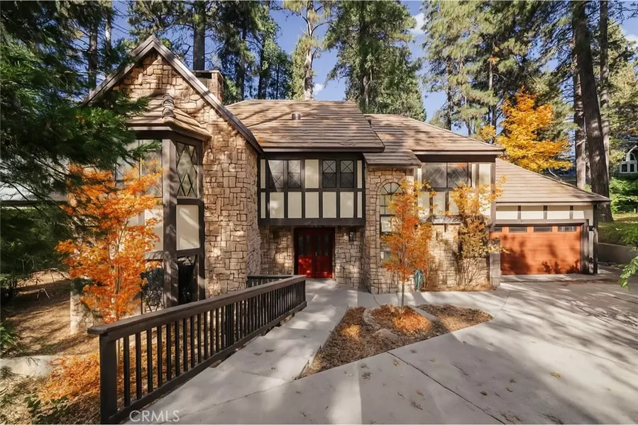 407 Giant Oak, Lake Arrowhead, CA 92352