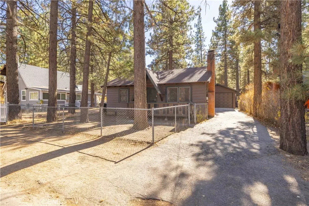 Big Bear City, CA 92314,416 W Mojave