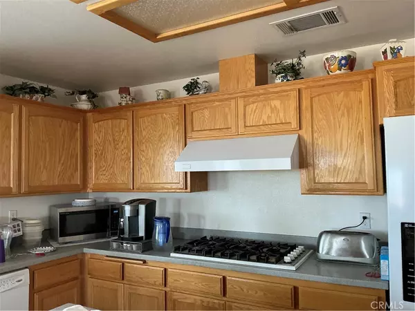 Apple Valley, CA 92308,20146 Majestic