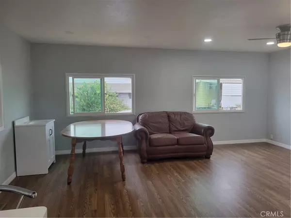 Riverside, CA 92503,3700 BUCHANAN #72